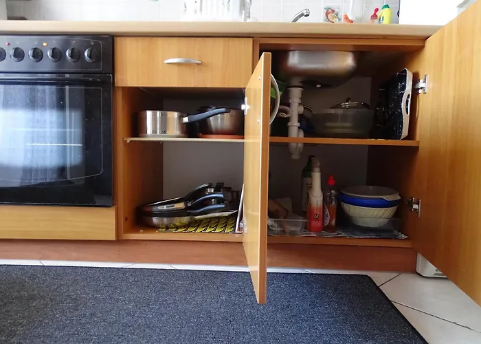 公寓 Comfortable With Kitchen, Close To Beautiful *